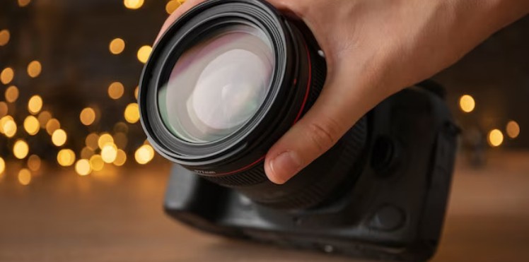 Evolution of Lens Technology - From Manual Focus to Autofocus